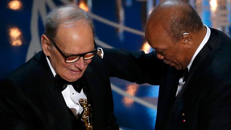Es ist nicht der erste Oscar für Ennio Morricone - er hatte ihn bereits für sein Lebenswerk erhalten.