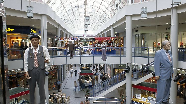 Im Einkaufszentrum "Sophienhof" sollen drei Mädchen belästigt worden sein.