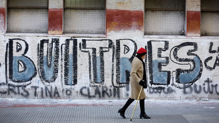 Szene aus Buenos Aires. Dort bezeichnet man die US-Hedgefonds auch als "Geierfonds".