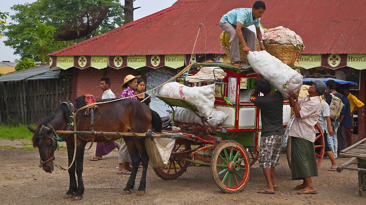 Einheimische im Norden Myanmars.