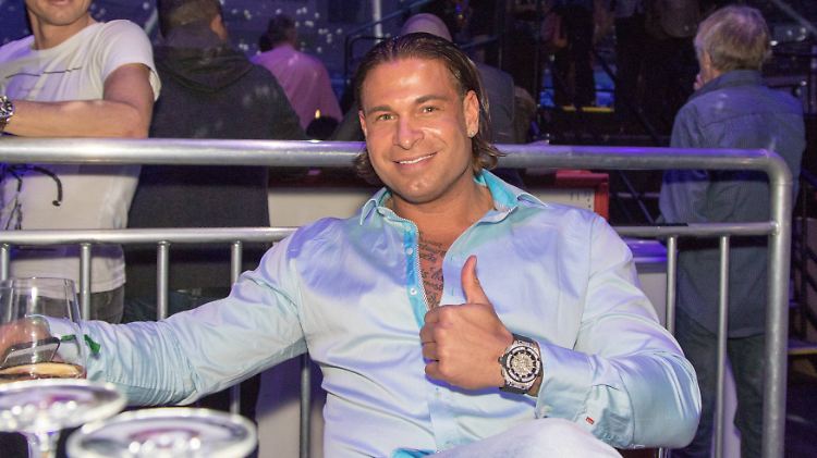 Glatte Haut ist ihm gegeben: Tim Wiese.