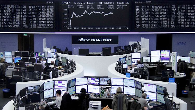 Der Dax am Dienstag: Der Börsenmonat Märt startet mit satten Kursgewinnen.