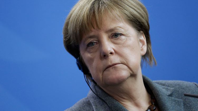 Merkel bringt eine unerwartet klare Botschaft an die Flüchtlinge: Wir helfen euch, aber bleibt, wo ihr seid.