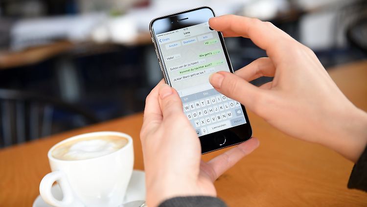 Riesige Datenmengen: Nach Angaben von Facebook nutzen mehr als eine Milliarde Menschen WhatsApp.