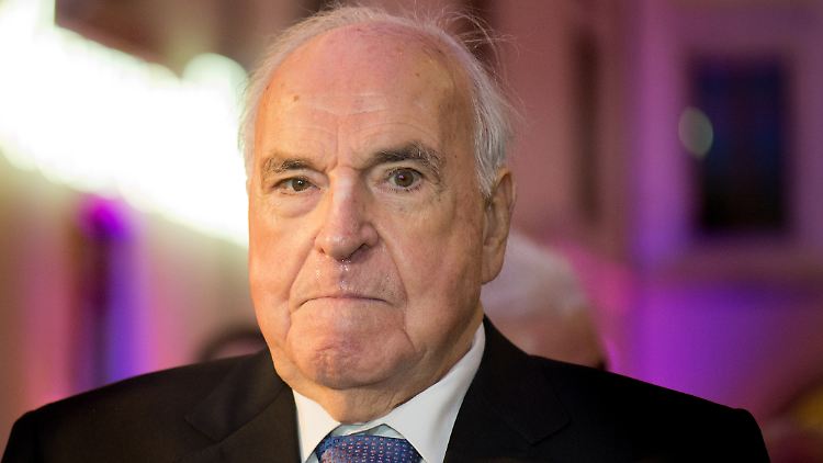 Stößt sich schon seit Jahren an seinem ehemaligen Biografen: Helmut Kohl