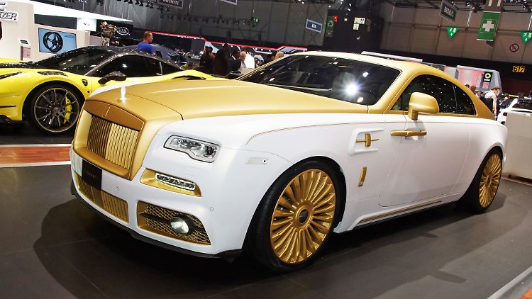 Wer es extrem haben möchte, geht zu Mansory. Geschmackvoll geht anders, aber auffällig ist es allemal.