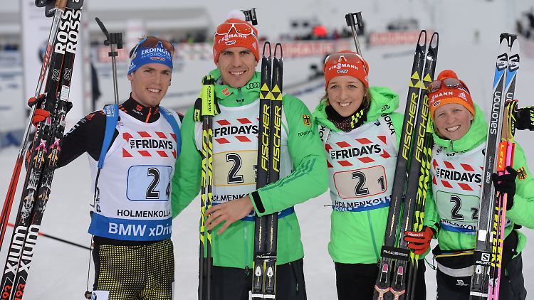 Gelungener Auftakt: Simon Schempp, Arnd Peiffer, Franziska Preuß und Franziska Hildebrand. 