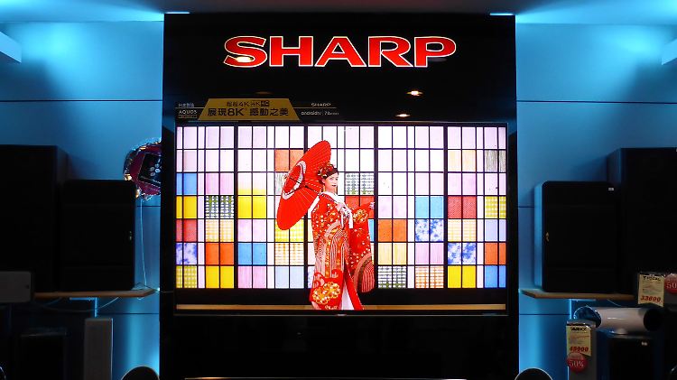 Sharp gehörte einst zu den Pionieren bei Flachbildschirmen, sinkende Preise zogen das Unternehmen in die roten Zahlen.  