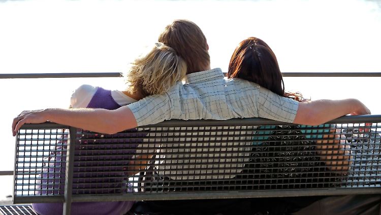 Die Menschheit könnte theoretisch auch mit weniger Männern überleben. 