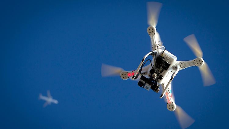 Bei Hobby-Piloten erfreuen sich Drohnen immer größerer Beliebtheit.