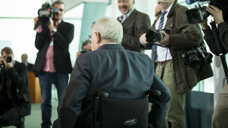 Wolfgang Schäuble zeigt den Ministern von der SPD die kalte Schulter.