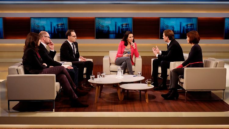 Die Talkgäste von Anne Will: Katrin Göring-Eckardt (B90/Die Grünen), Richard Sulík (SaS, Slowakischer Europa-Abgeordneter), Heiko Maas (SPD), Sebastian Kurz (ÖVP, Österreichischer Außenminister) und Katja Kipping (Die Linke, v.l.). 