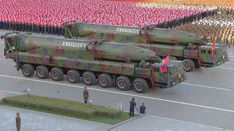 Kann Nordkorea tatsächlich Langstrecken-Raketen mit Atomsprengköpfen bestücken? Machthaber Kim behauptet: ja. 