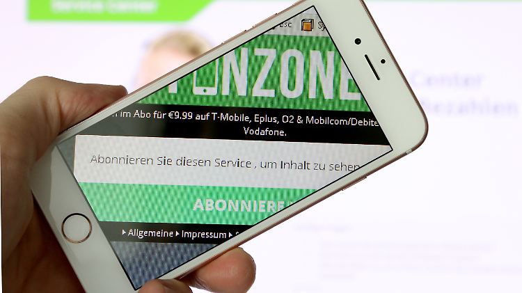 Teure Abos für 5 oder 10 Euro in der Woche buchen die meisten wohl nicht absichtlich. 