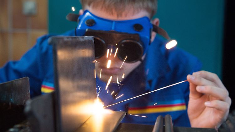 Eine neue Studie fragt nach der Zufriedenheit mit der eigenen Arbeitssituation: Für fast die Hälfte aller Befragten bleibt der ideale Job Wunschdenken.