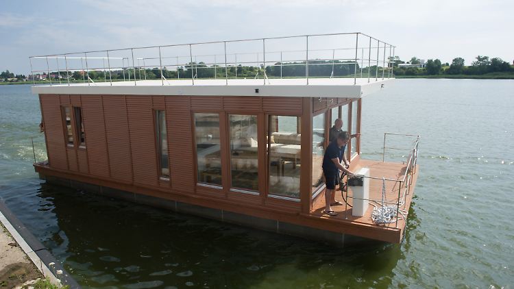 Hausboote zu mieten ist eine echte Alternative zur Ferienwohnung.