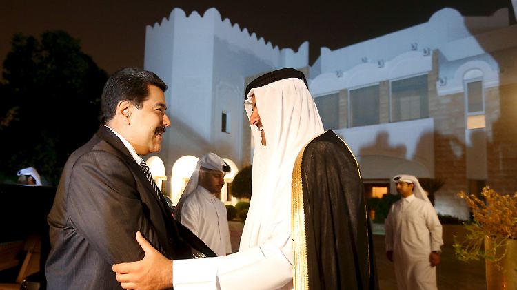 Venezuelas Präsident Nicolas Maduro (l.) und der Emir von Karar, Tamim bin Hamad al-Thani sind sich bereits einig. Hier bei einem Treffen vergangenen September.