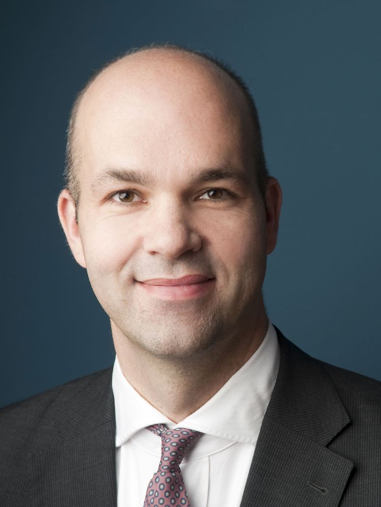 Marcel Fratzscher ist Präsident der Deutschen Instituts für Wirtschaftsforschung (DIW Berlin) und Professor für Makroökonomie und Finanzen an der Humboldt-Universität Berlin.