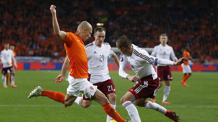Im orangefarbenen Trikot wird man Robben vorerst nicht sehen.
