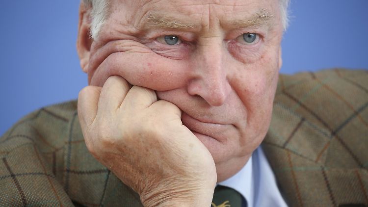 Kontakte mit ausländischen parteien haben sich laut Gauland "weitgehend entkrampft."