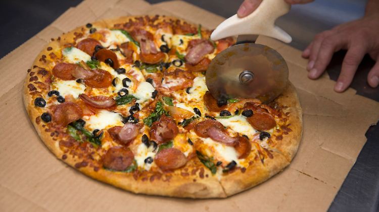 Importierte Lebensmittel wie Tomatensoße könnten bei Domino's zur Mangelware werden.