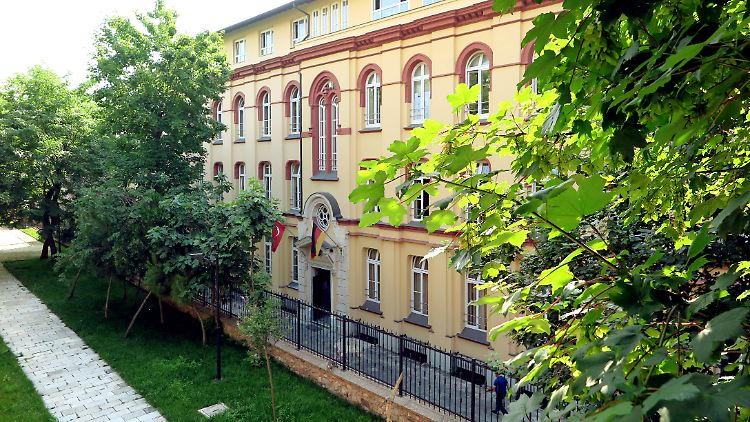 Die Türkei hält die Schließung der Deutschen Schule in Istanbul offenbar für Panikmache (Archivbild).