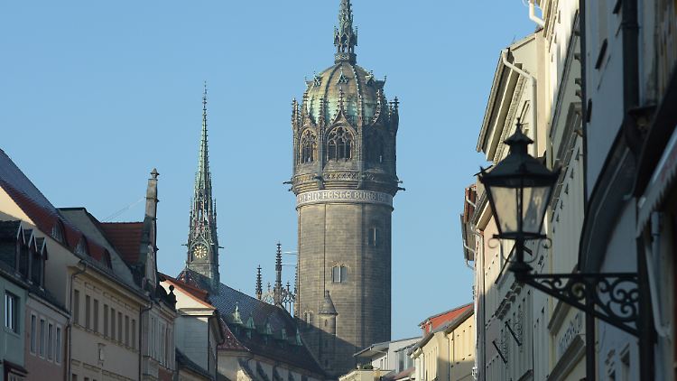 Die Lutherstadt Wittenberg in Sachsen-Anhalt ist ein wichtiges Reiseziel. 