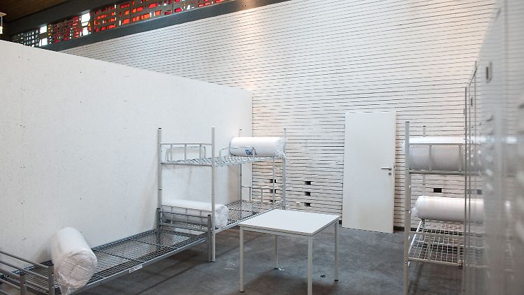 In Bremen haben die Behörden zuletzt auch die Versöhnungskirche als Notunterkunft für Flüchtlinge hergerichtet. 