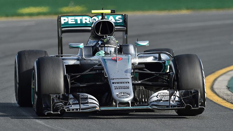 Erstes Rennen - erster Sieg: Nico Rosberg gewinnt in Melbourne.