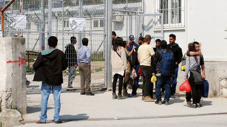 Flüchtlinge, die ab März Griechenland erreichen, soll dorthin zurückgebracht werden, wenn sie sich auf den Weg in andere Länder gemacht haben.