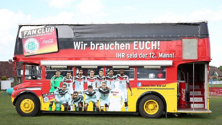 Doch zunächst tretet bitte schön dem Club bei.