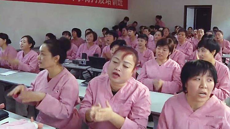 Chinas Pflegemütter.JPG