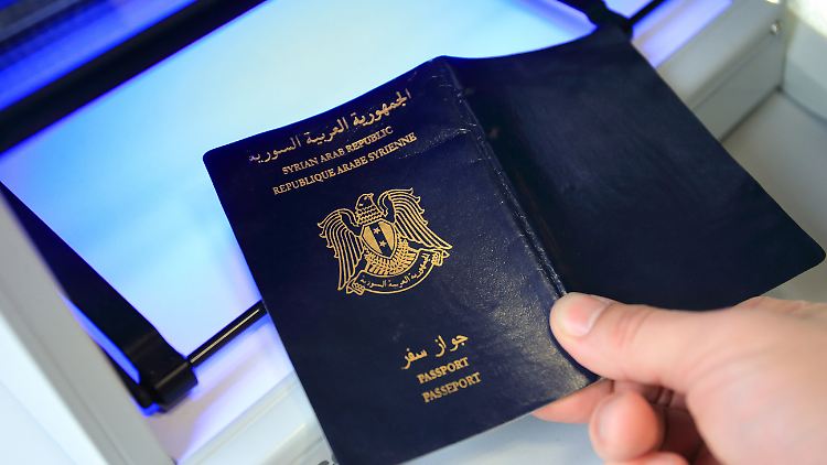 Das Vollzugsdefizit bei den Abschiebungen wird mit der steigenden Zahl ankommender Flüchtlinge immer größer. 