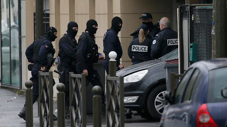 Razzia in Argenteuil bei Paris-