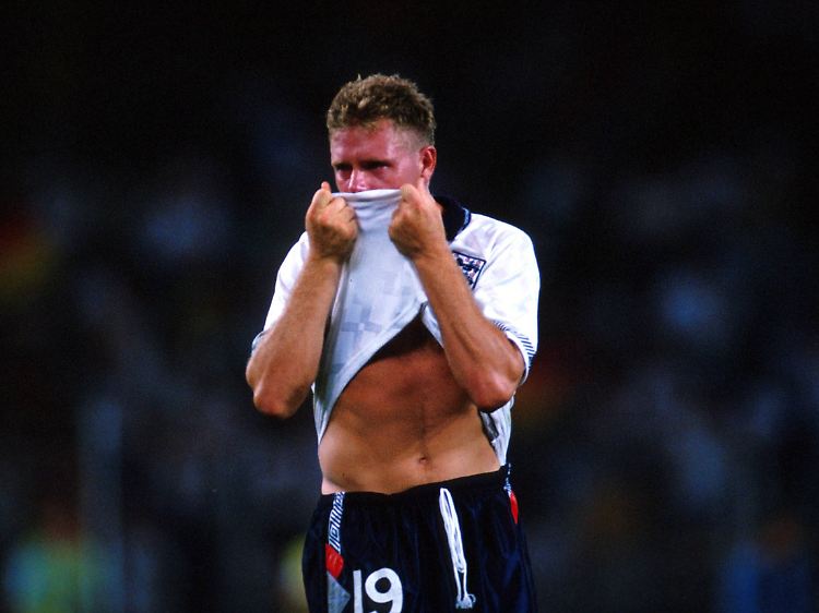 Spätestens mit seinen Tränen beim WM-Halbfinale 1990 gegen Deutschland eroberte Gascoigne die Sympathien der englischen Fans.