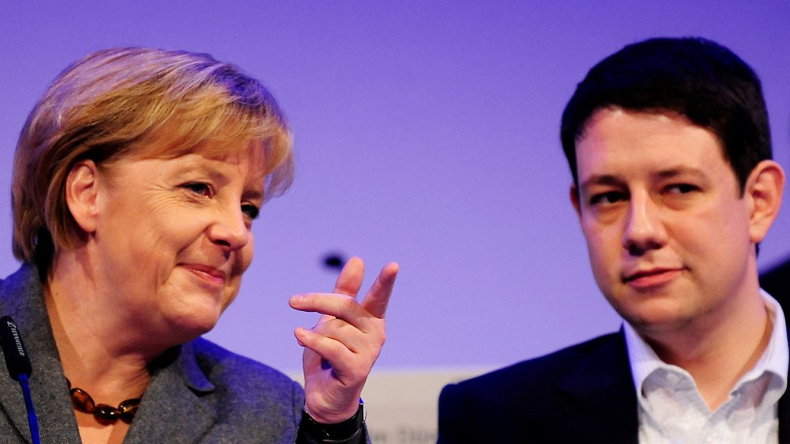 Die Kanzlerin gibt die Richtung vor: Merkel und Mißfelder auf dem JU-Kongreß in Potsdam.