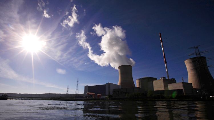 Das Atomkraftwerk Tihange liegt 70 Kilometer westlich von Aachen, in der Nähe von Lüttich.