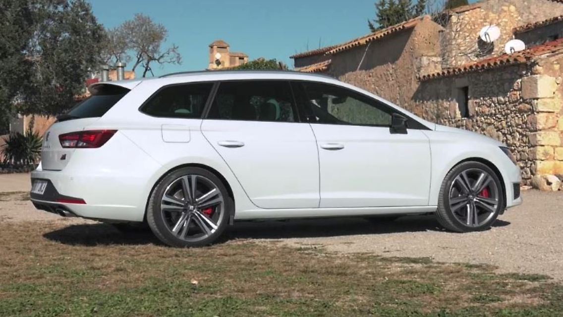 seat leon cupra.JPG