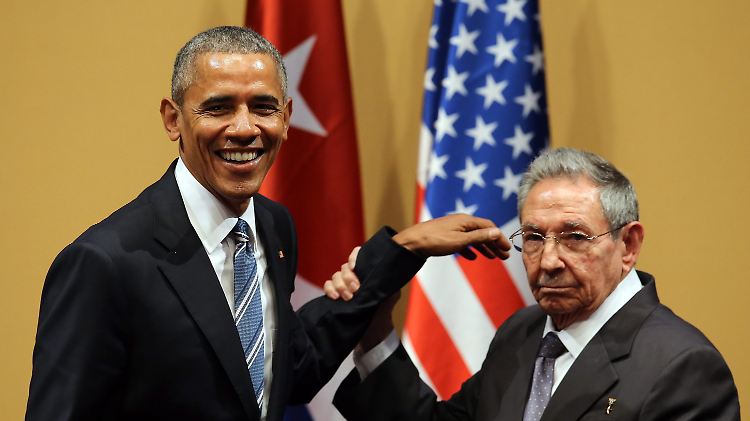 Was Raul Castro (r.) von der Kritik seines Bruders an den USA hält, ist nicht bekannt. Zu einem Treffen von Barack Obama mit Fidel Castro kam es bei dem historischen Besuch nicht.