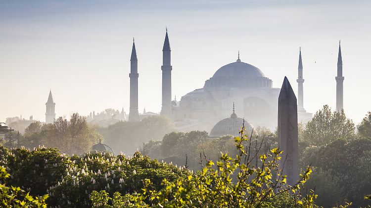Ein großer Anschlag in Istanbul hat viele Touristen verängstigt.