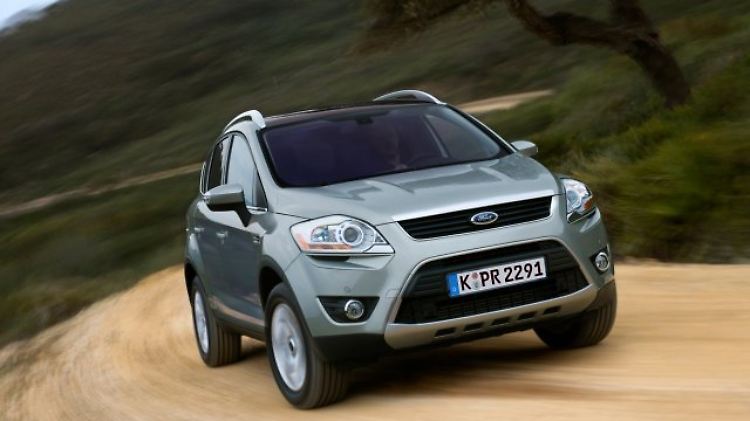 Als Ford seinen Kuga im Jahr 2008 auf die Straßen schickte, hatten andere Hersteller schon längst ihre Modelle zum Kompakt-SUV-Trend platziert.