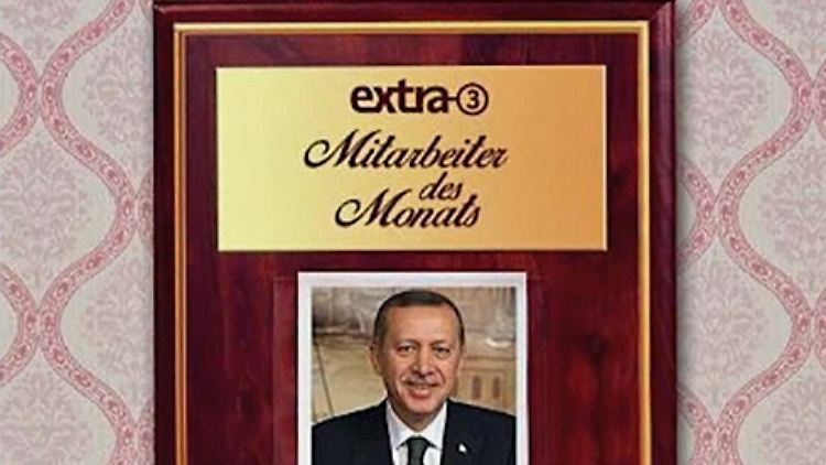 Erdogan-extra-3.jpg