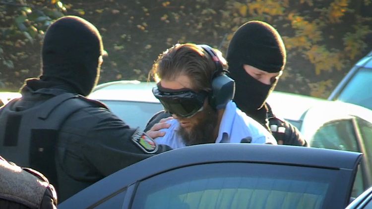 Salafistenprediger Sven Lau nach seiner Festnahme im vergangenen Dezember.