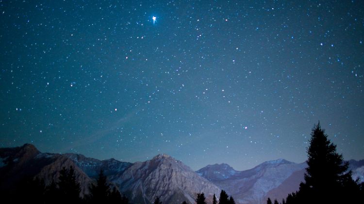 Bezieht 20.000 weitere Sterne in die Suche nach intelligentem Leben ein: das Seti-Programm.