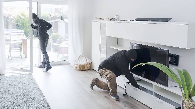 Die Zahl der Einbrüche in Deutschland hat einem Bericht zufolge stark zugenommen.