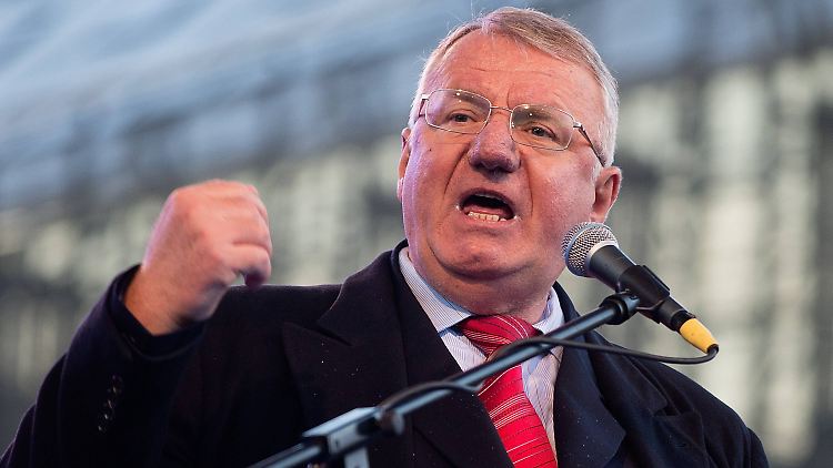 Seselj will wieder in die Politik einsteigen. 