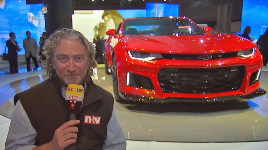 New-York-Autoshow-Adelhuett.jpg