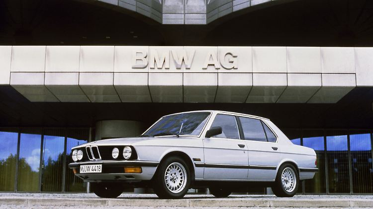Seinerzeit war der BMW 5er E28 das was er heute ist: ein Luxusauto. Auch wenn sich die Maßstäbe deutlich verändert haben.