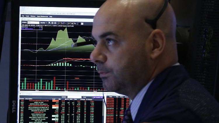 Erst der Job Report, dann Konsumklima, ISM-Index und die Bauausgaben: US-Börsianer stellen sich auf stabile Zinsschritte ein.
