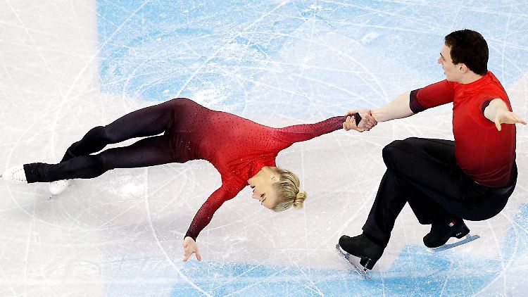 Optisch ansprechend, künstlerisch anspruchsvoll: So liefen und sprangen Aljona Savchenko und Bruno Massot aufs WM-Treppchen.